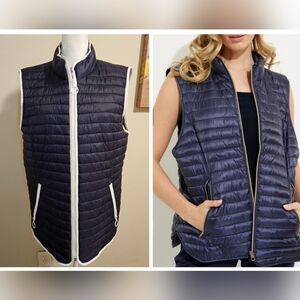 ORLY Navy/white puffer vest. Size XL